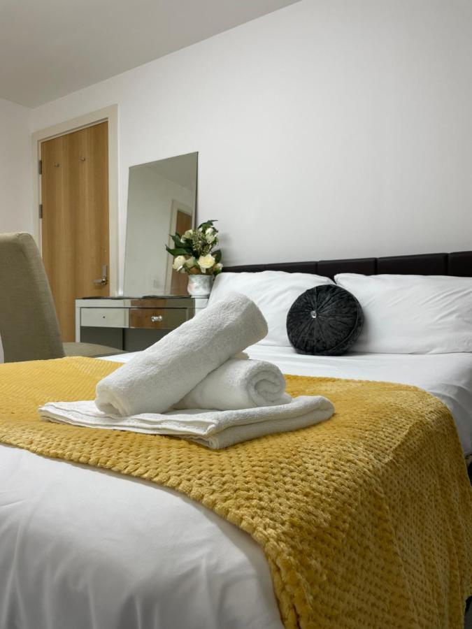 Wharf Inn Premier Apartment Central Manchester - Free Private Parking エクステリア 写真