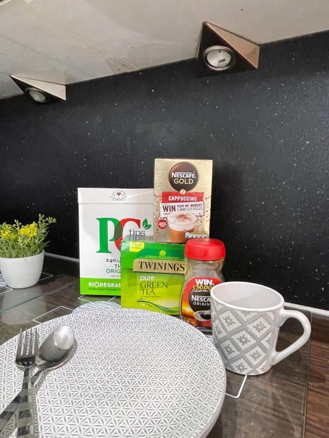 Wharf Inn Premier Apartment Central Manchester - Free Private Parking エクステリア 写真